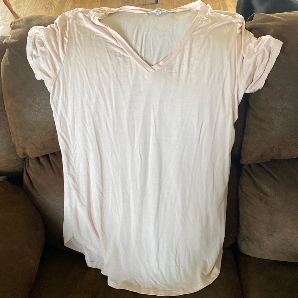 Large Emma’s Closet purple and light pink shirt